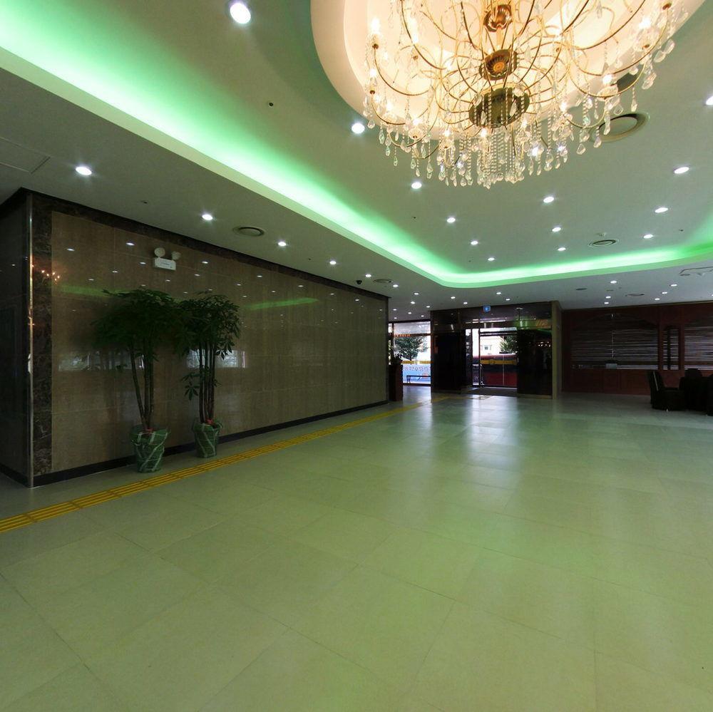 Uijeongbu Tourist Hotel Ngoại thất bức ảnh